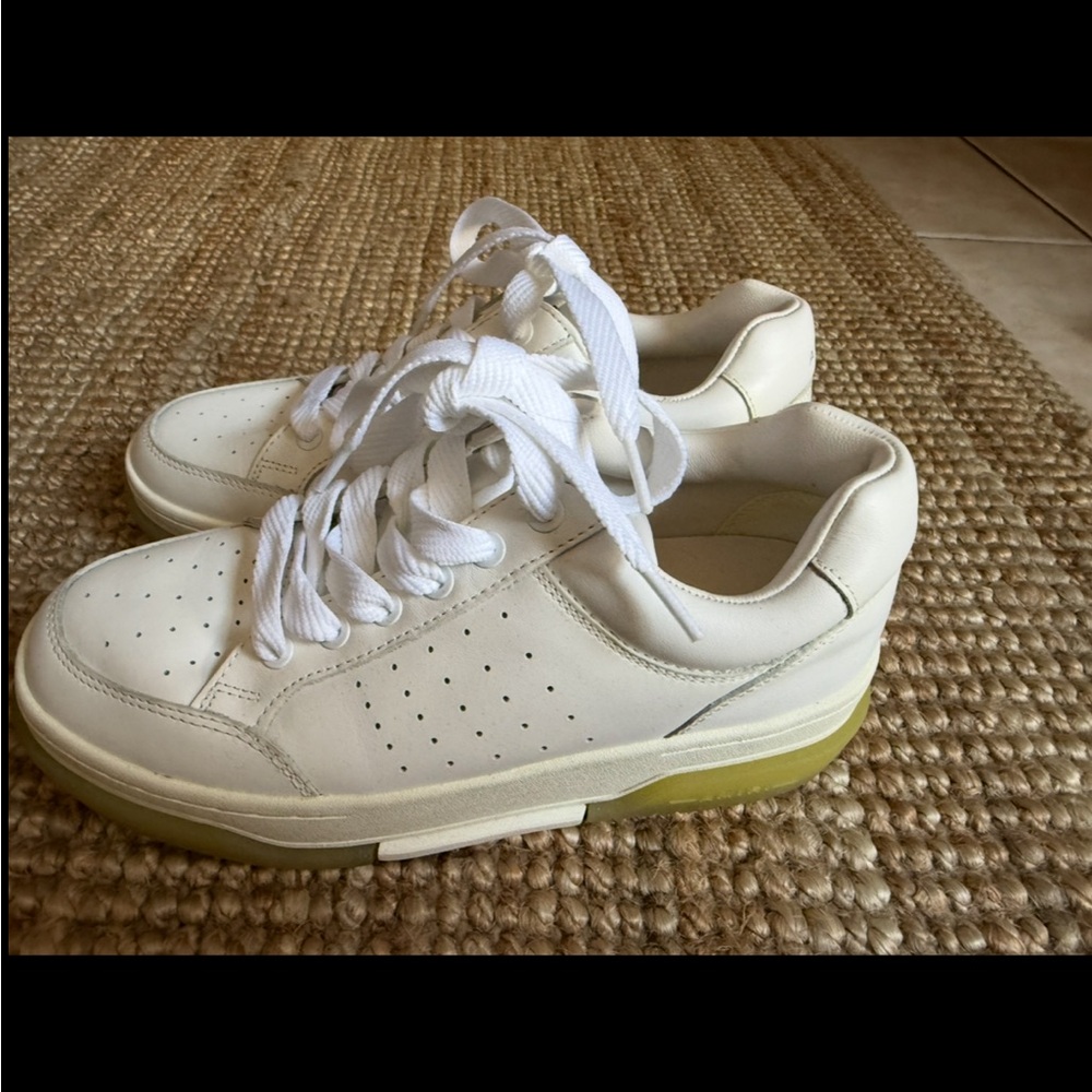 Amiri Stadium White Leather Sneakers View 4